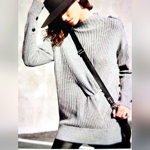 rag & bone Sweaters - Rag & Bone women's gray Wool Dale Merino long-sleeved Sweater size medium